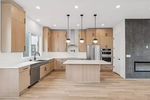 Kitchen - 18805 99th Ct NE UNIT E, Bothell, WA 98011 photo 1 of 4