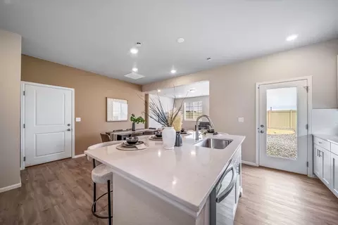 Kitchen - 21842 E 46th Pl, Aurora, CO 80019 photo 5 of 5