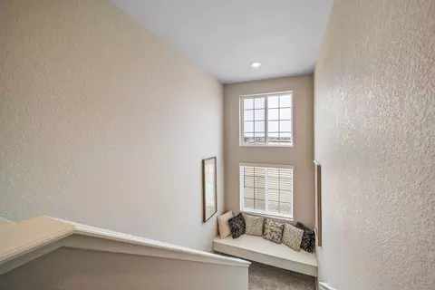 Entry Way - 21842 E 46th Pl, Aurora, CO 80019 photo 1 of 4