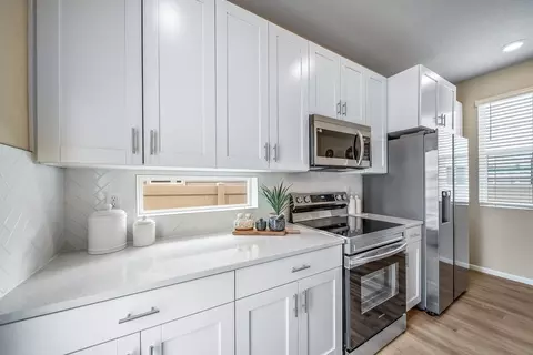 Kitchen - 21842 E 46th Pl, Aurora, CO 80019 photo 1 of 5