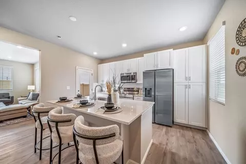 Kitchen - 21842 E 46th Pl, Aurora, CO 80019 photo 3 of 5