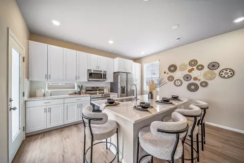 Kitchen - 21842 E 46th Pl, Aurora, CO 80019 photo 2 of 5