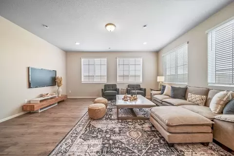 Living - 21842 E 46th Pl, Aurora, CO 80019 photo 2 of 2