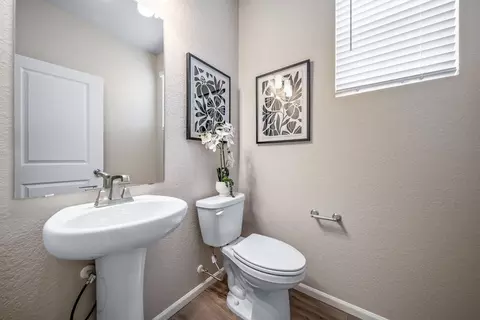 Bath - 21842 E 46th Pl, Aurora, CO 80019 photo 5 of 5