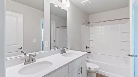 Bath - 21842 E 46th Pl, Aurora, CO 80019 photo 1 of 5