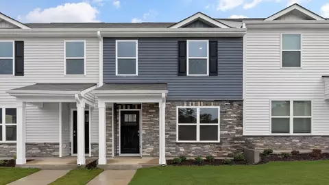 267 Rusling Leaf Dr, Fuquay Varina, NC 27526