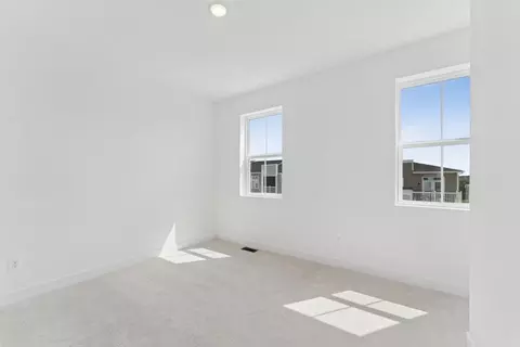 Bedroom - 715 Iron Forge Rd UNIT B, Frederick, MD 21702 photo 3 of 6