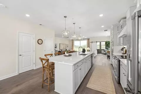 Kitchen - 715 Iron Forge Rd UNIT B, Frederick, MD 21702 photo 3 of 4