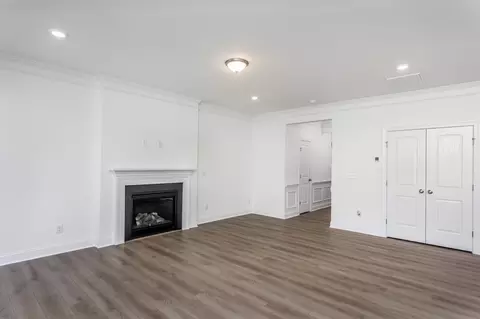 Living - 491 Highview Dr, Benson, NC 27504 photo 3 of 3