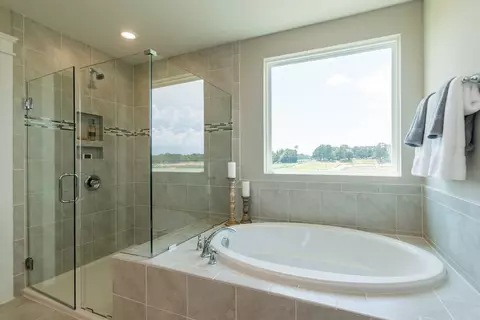 Bath - 491 Highview Dr, Benson, NC 27504 photo 2 of 4