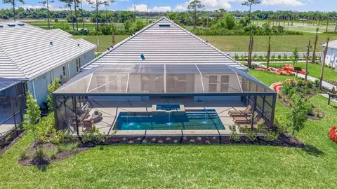 Exterior - 10614 Eclipse St, Sarasota, FL 34241 photo 43 of 54