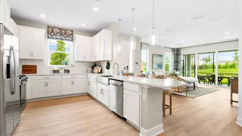 Kitchen - 10614 Eclipse St, Sarasota, FL 34241 photo 7 of 13