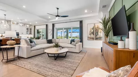 Living - 10614 Eclipse St, Sarasota, FL 34241 photo 6 of 7