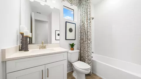 Bath - 10614 Eclipse St, Sarasota, FL 34241 photo 8 of 12