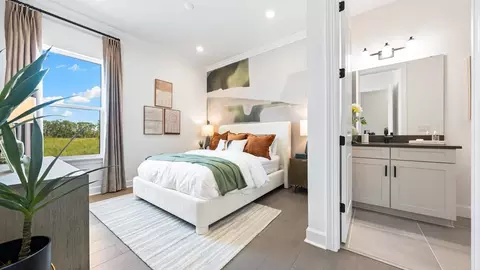 Bedroom - 10614 Eclipse St, Sarasota, FL 34241 photo 12 of 13
