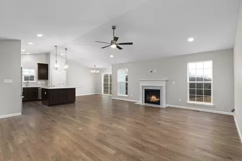 Living - 2039 Windswept Farms Dr, Eureka, MO 63025 photo 6 of 11