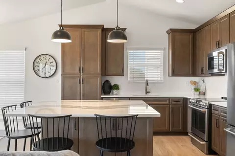 Kitchen - 2039 Windswept Farms Dr, Eureka, MO 63025 photo 2 of 18