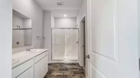 Bath - 1797 Jacko Ln, Circleville, OH 43113 photo 1 of 8