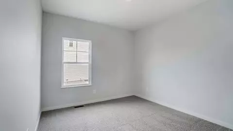 Bedroom - 1797 Jacko Ln, Circleville, OH 43113 photo 8 of 21