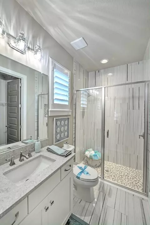 Bath - 20 Deer Park Dr, Bunnell, FL 32110 photo 1 of 4