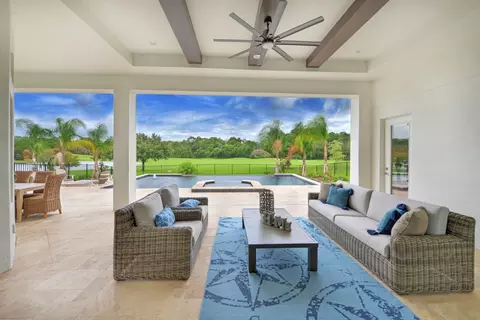 Exterior - 20 Deer Park Dr, Bunnell, FL 32110 photo 7 of 12