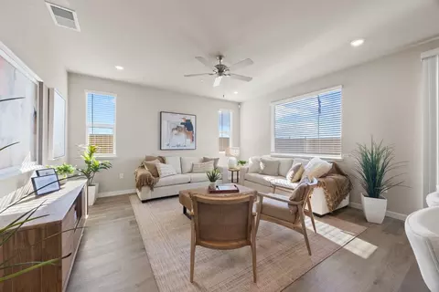 Living - 1284 Winterhart St, Galt, CA 95632 photo 2 of 2