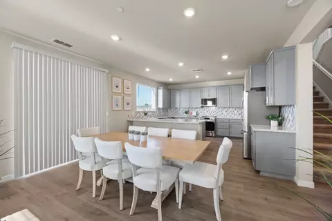 Dining - 1284 Winterhart St, Galt, CA 95632 photo 2 of 3