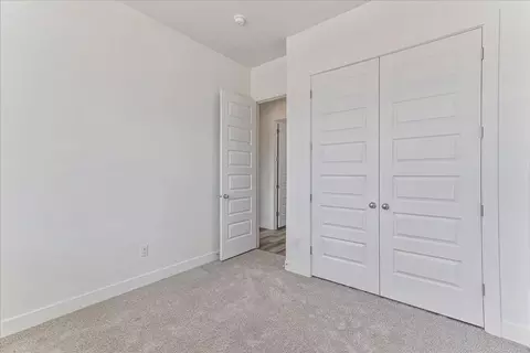 Bedroom - 2451 W Aurora Ave, Mapleton, UT 84664 photo 5 of 8