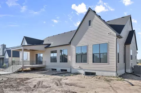 Exterior - 9566 S Bernese Ln, Sandy, UT 84092 photo 3 of 4