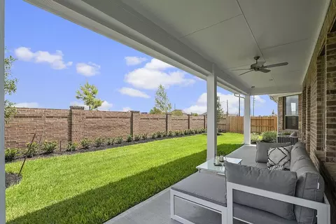 Exterior - 814 Ridgewood Cliffs Ct, Willis, TX 77378 photo 4 of 4