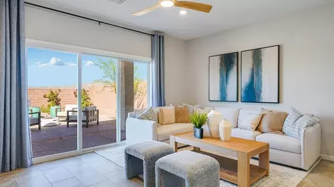Living - 8766 S Circulo Generoso, Vail, AZ 85641 photo 2 of 2