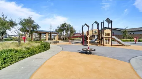 View/Area - 960 Pinecrest Rd W, Madera, CA 93636 photo 7 of 23