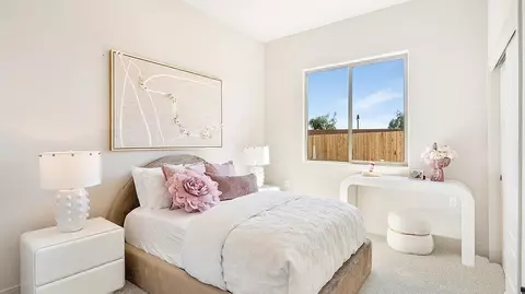 Bedroom - 960 Pinecrest Rd W, Madera, CA 93636 photo 3 of 6