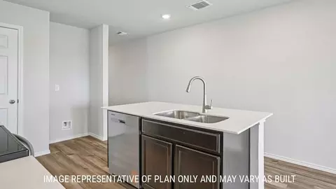 Kitchen - 813 Cr 313, Jarrell, TX 76537 photo 2 of 6