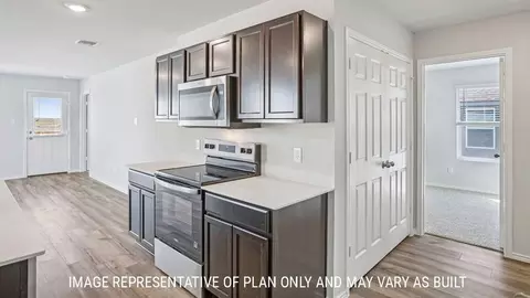 Entry Way - 813 Cr 313, Jarrell, TX 76537 photo 1 of 3