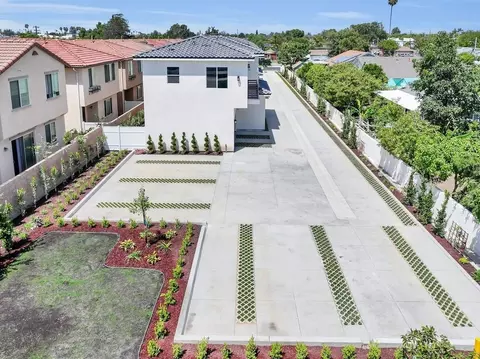 8222 Starr St, Stanton, CA 90680