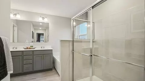 Bath - 4644 Percheron Blvd, Chaska, MN 55318 photo 1 of 5