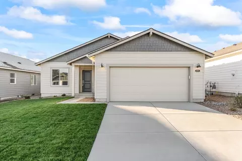 4090 SW Pumice Ave, Redmond, OR 97756