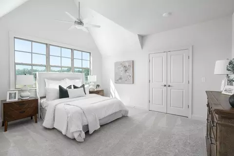 Bedroom - Fox Gap Ln, Hixson, TN 37343 photo 5 of 7