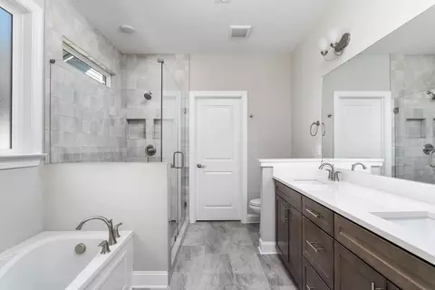 Bath - Fox Gap Ln, Hixson, TN 37343 photo 4 of 4