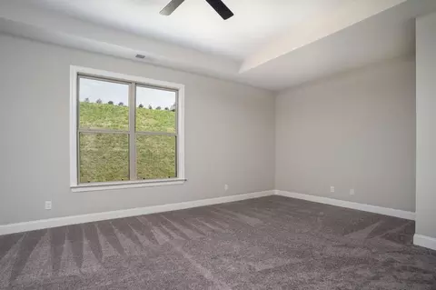 Bedroom - Fox Gap Ln, Hixson, TN 37343 photo 2 of 7