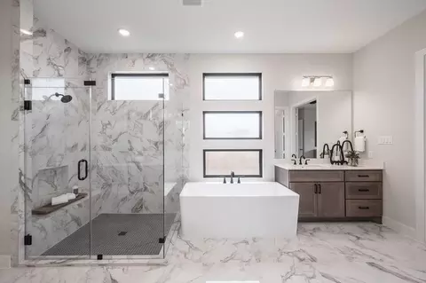 Bath - 4251 Hollow Wind Way, Spring, TX 77386 photo 6 of 8