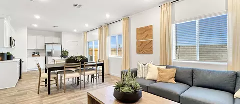 Hayes & Dakota Ave., Fresno, CA 93723