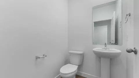 Bath - 877 N 1860 E, Salem, UT 84653 photo 1 of 7