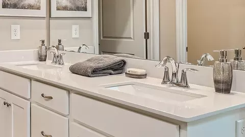 Bath - 4559 Spruce Green Rd, Kannapolis, NC 28081 photo 5 of 6