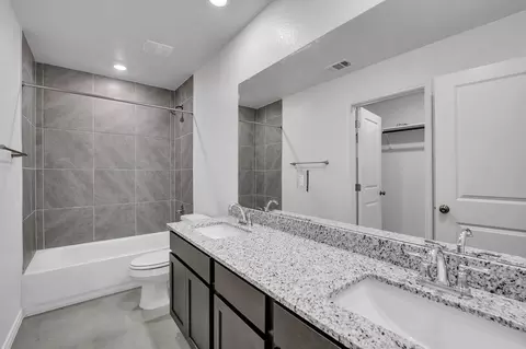 Bath - Undisclosed, Temple, TX 76501 photo 1 of 3