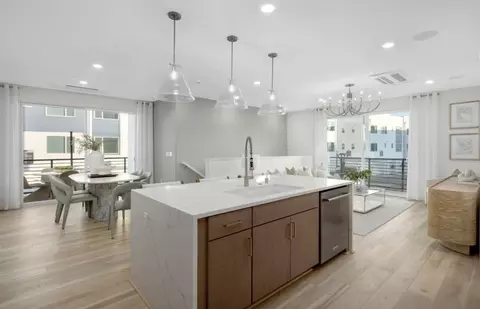 1367 California Cir, Milpitas, CA 95035