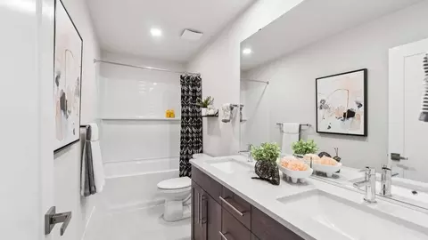 Bath - 3122 194th St SE, Bothell, WA 98012 photo 2 of 5