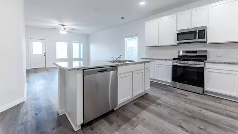 Kitchen - 503 Estuary Dr, Maxwell, TX 78656 photo 3 of 8