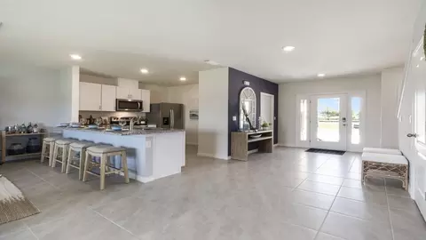 Entry Way - 2741 Silver Canoe Dr, Edgewater, FL 32141 photo 2 of 7